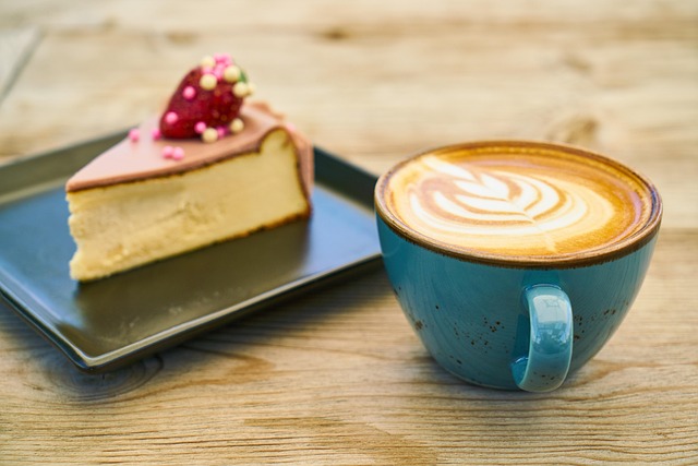 コーヒーとケーキ