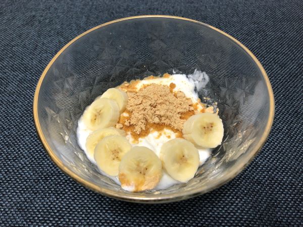 バナナきな粉ヨーグルト