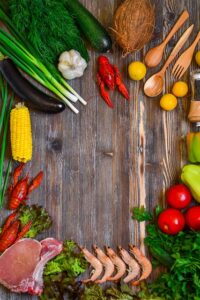 野菜や果物、肉や魚介類など様々な食材